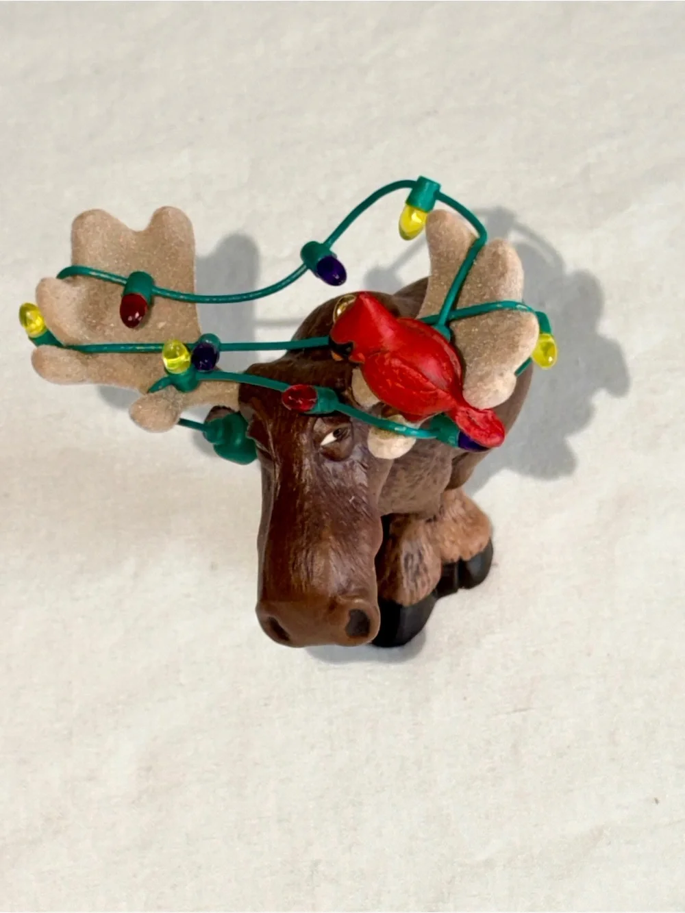 Hallmark 2001 Moose’s Merry Christmas Keepsake Ornament Cardinal Lights Box